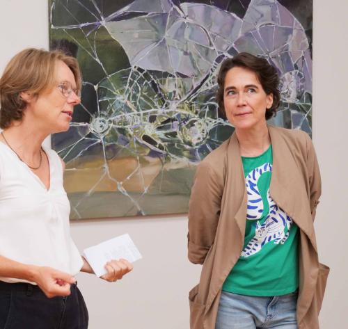 CRASH – Brüche als Motiv: Gespräch in der Ausstellung »sur-faces – Ein malerischer Zyklus von Franziska Klotz«