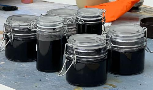 Workshop | Eisengallustinte: vom Naturstoﬀ zur Farbe