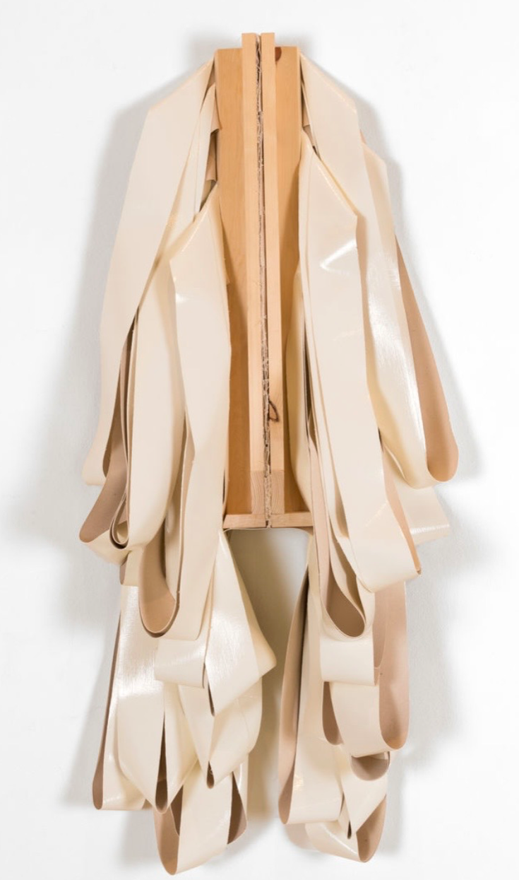 ANGELA DE LA CRUZ: BARRICADE / DRESDEN